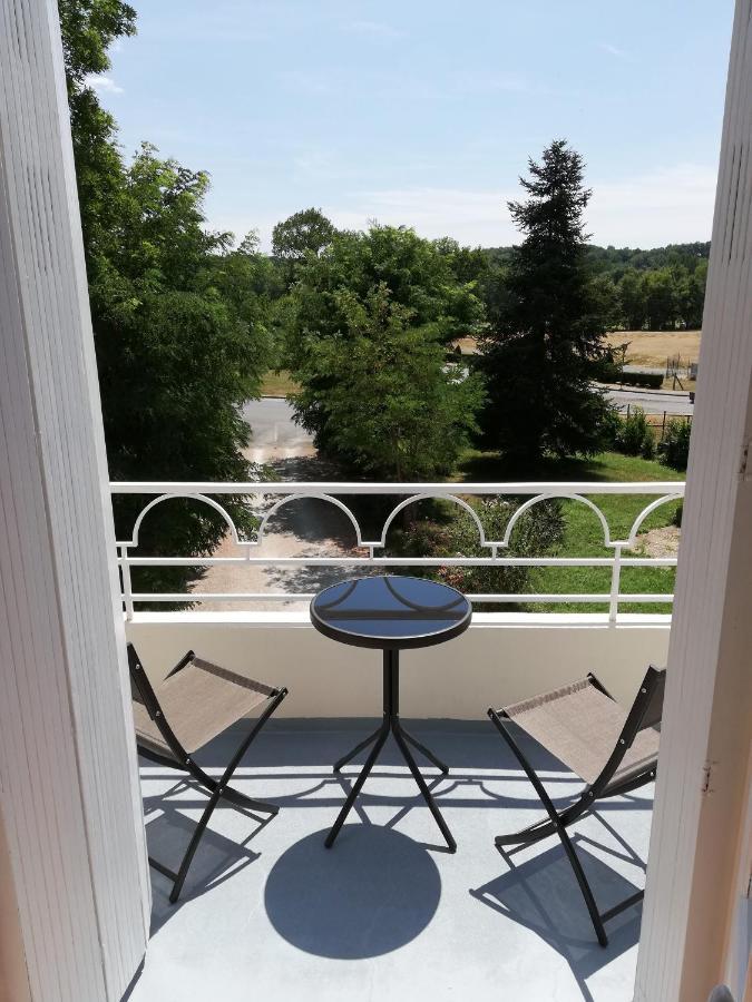 Vue Du Chateau D'Excideuil En Chambres Dış mekan fotoğraf