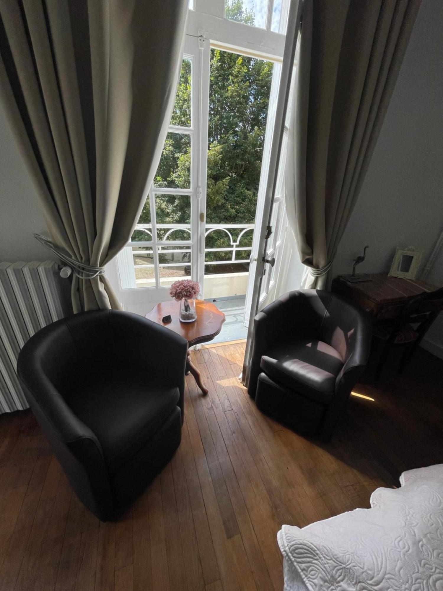 Vue Du Chateau D'Excideuil En Chambres Dış mekan fotoğraf